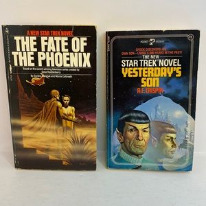 2 Vintage Star Trek Novel Paperbacks